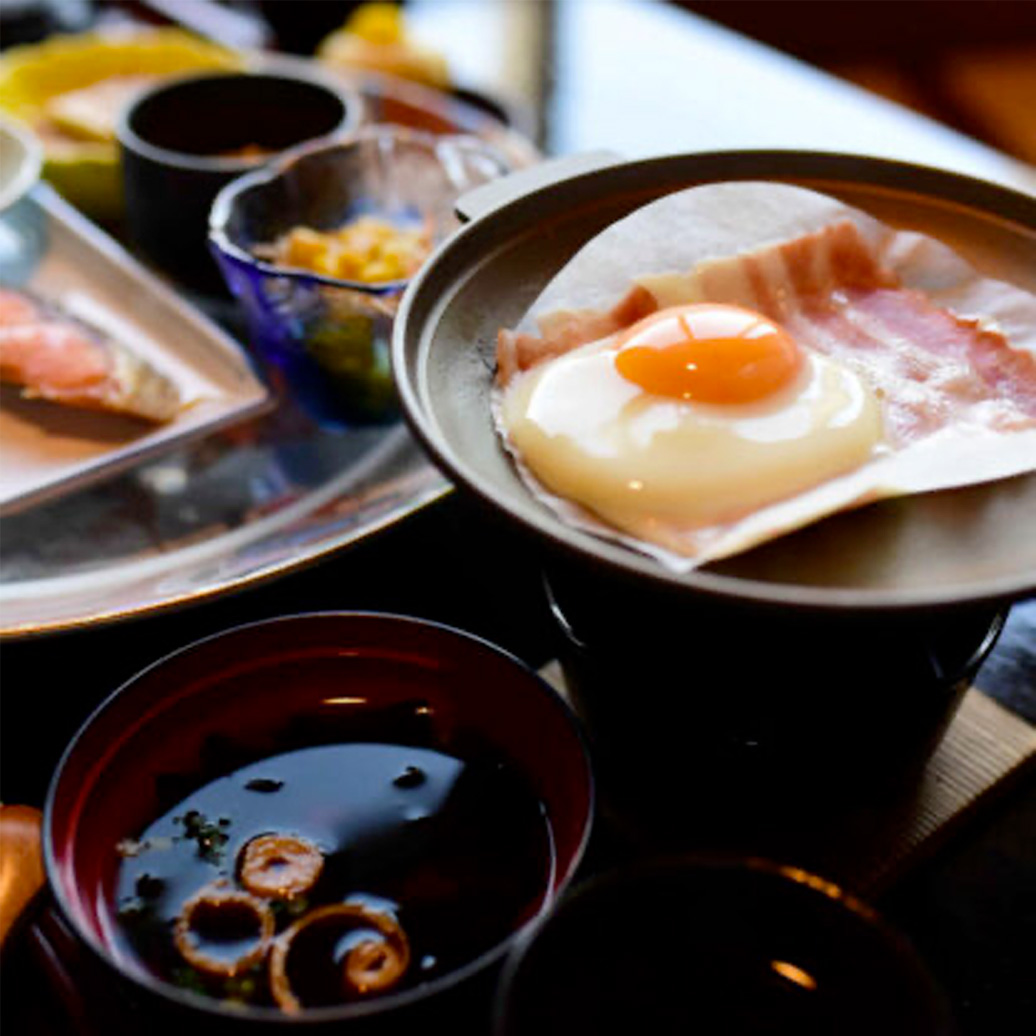 朝食